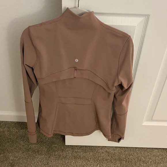 Lululemon Define Jacket (mauve color) - Picture 3 of 5